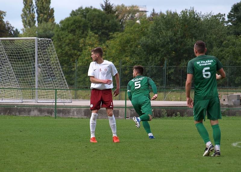 Z fotbalového utkání I.A třídy Polaban Nymburk - Bohemia Poděbrady (3:1)