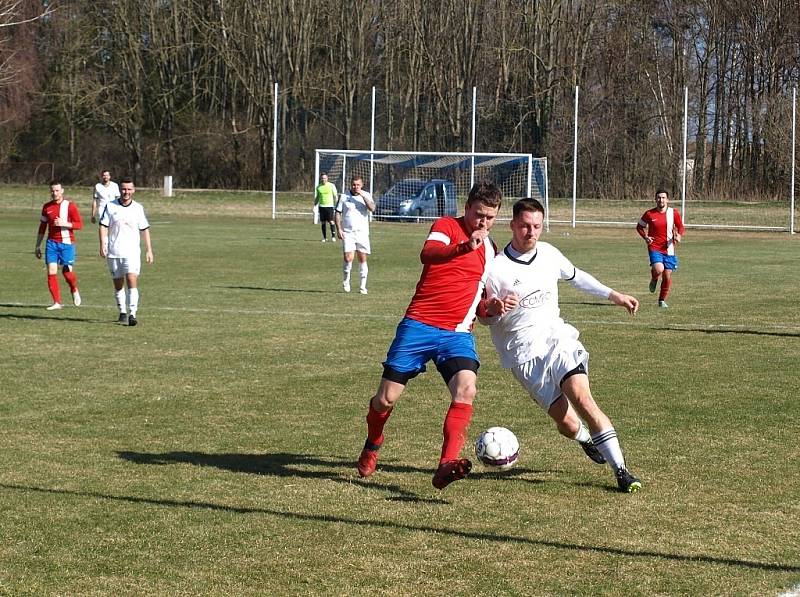 Z fotbalového utkání I.B třídy Jíkev - Pátek (3:0)