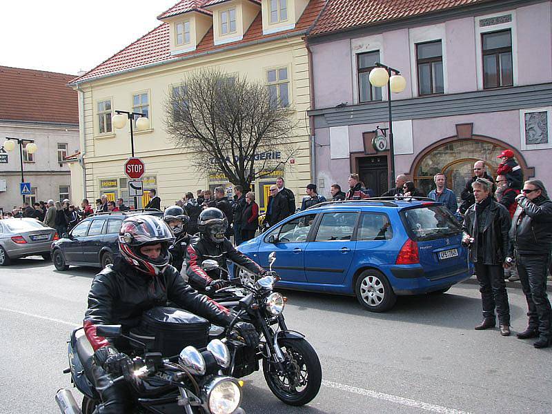 Zahájení motorkářské sezóny v Poděbradech