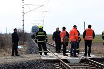 K tragédii došlo v pátek kolem poledne na trati mezi Lysou nad Labem a Milovicemi.