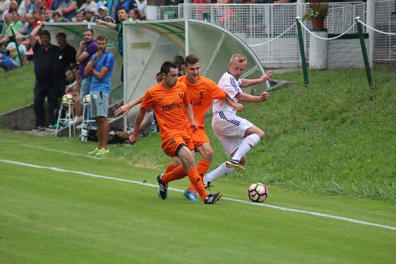 Z fotbalového utkání krajského přeboru Semice - Poříčany (1:0)