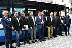 Deník-bus zavezl deset lídrů středočeských kandidátek politických stran do Hospůdky U Krbu ve Všetatech.