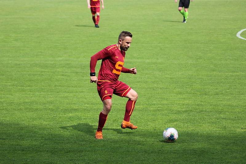 Z fotbalového utkání I.A třídy Slovan Poděbrady - Čáslav B