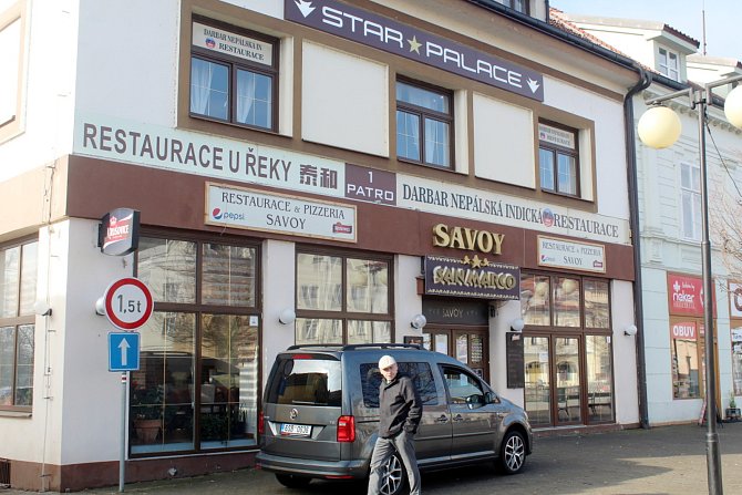 Restaurace Savoy na Jiřího náměstí v Poděbradech.