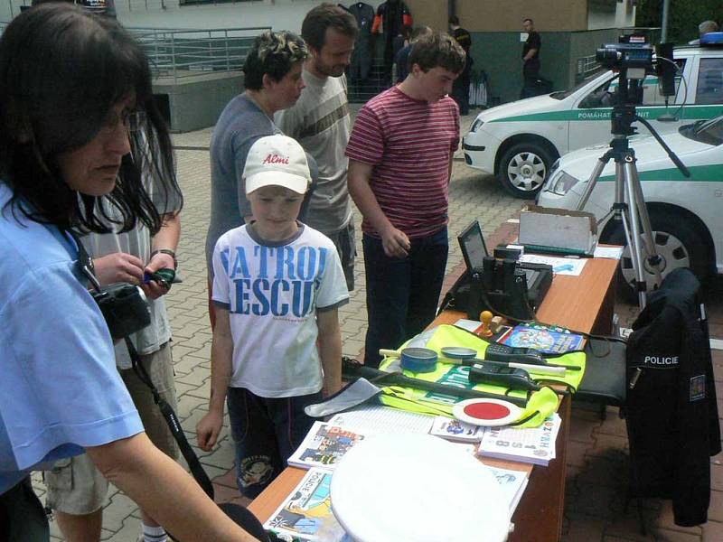 V Milovicích otevřeli policejní služebnu veřejnosti