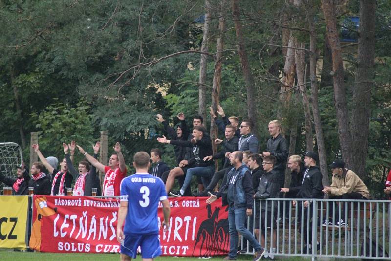 Z fotbalového utkání divize B Ostrá - Český Brod (3:2)