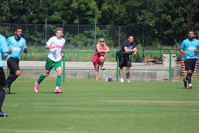 Z přípravného fotbalového utkání Polaban Nymburk - Luštěnice (4:0)