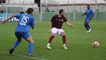 Z fotbalového utkání krajského přeboru Bohemia Poděbrady - Nespeky (4:4, na penalty 8:7)