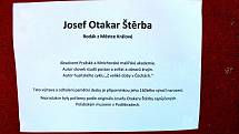 Z výstavy a odhalení pamětní desky malíři Josefu Štěrbovi na náměstí v Městci Králové.