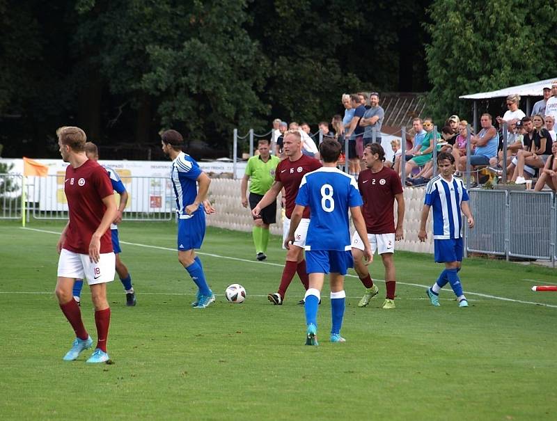 Z fotbalového utkání I.A třídy Bohemia Poděbrady - Čelákovice (1:4)