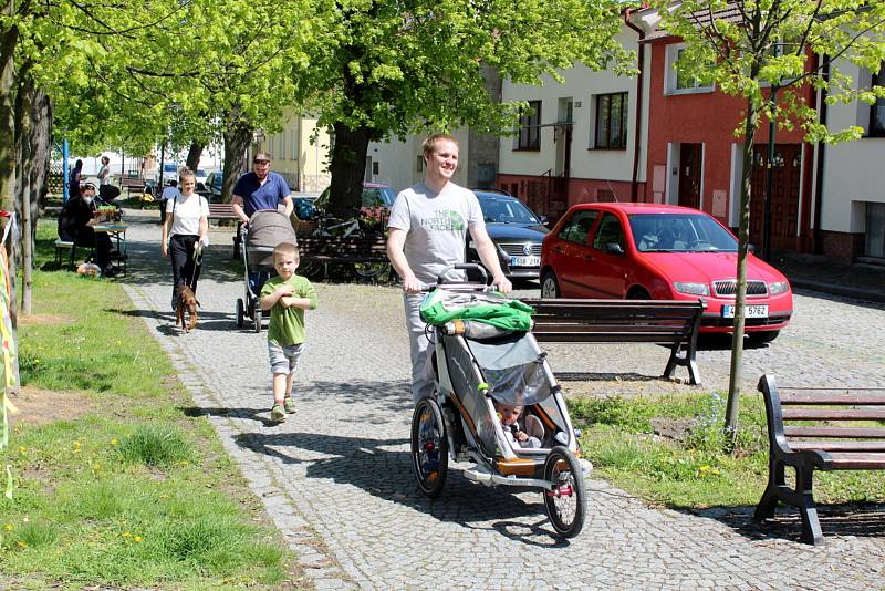 Kočárková jízda. Tak se v Nymburce jmenovala jedna z prvních veřejných akcí po uvolnění koronavirových opatření.