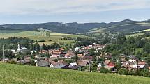 Vesnicí roku 2022 České republiky se stala obec Kostelní Lhota z Nymburska ve Středočeském kraji.
