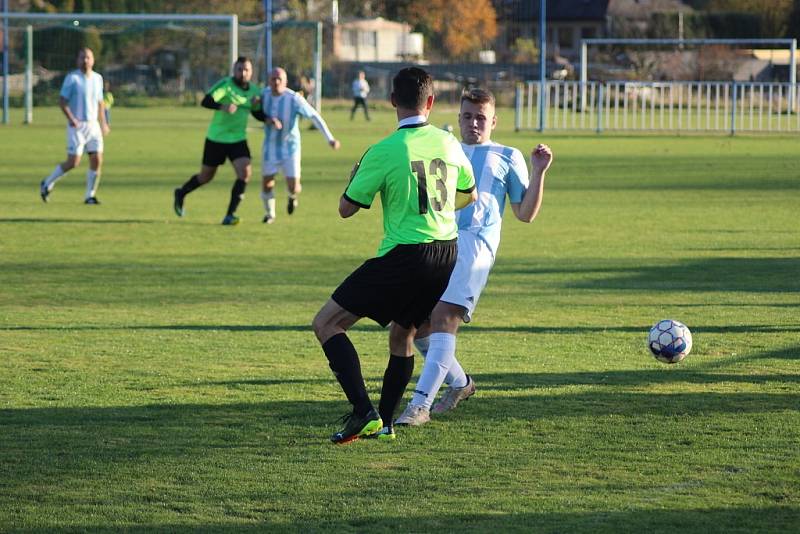 Z fotbalového utkání I.B třídy Býchory - Milovice (3:1)