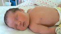 Rodiče Petra a Erik z Milovic si přáli jako své první miminko holčičku a taky jim to vyšlo. 14. srpna v 8 hodin a 15 minut se jim narodila Aneta Rathouská. Může se chlubit váhou 4010 gramů a délku 50 centimetrů.