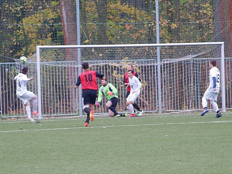 Zápas okresního přeboru mezi celky Bohemie Poděbrady B a Kostomlaty skončil nerozhodně 1:1.