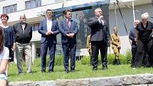 Z oslavy 30 let od odchodu posledních sovětských okupačních vojáků v Milovicích.