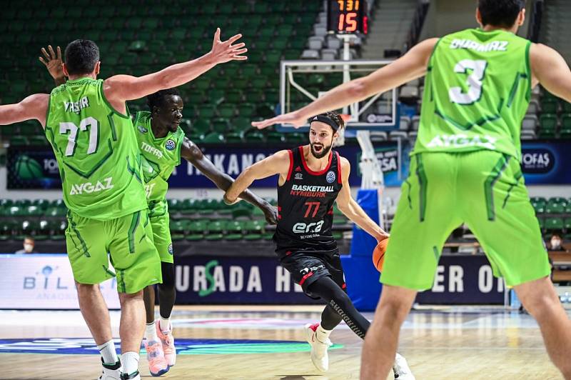 Z basketbalového utkání Ligy mistrů Bursa - Nymburk (93:96 pp)