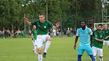 Z fotbalového utkání ČFL Polaban Nymburk - Loko Vltavín (0:0, penalty 6:7)