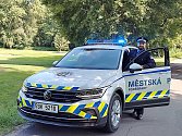 Městská policie v Poděbradech hledá další strážníky. Nabízí vysoký náborový příspěvek.