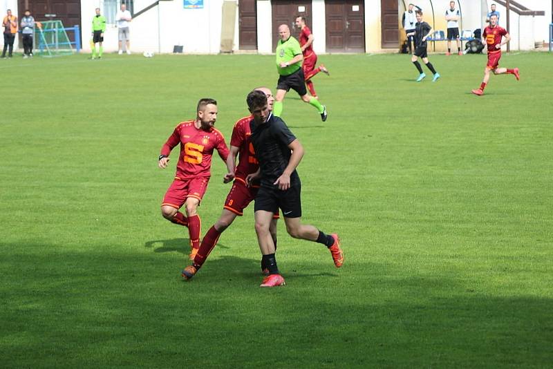 Z fotbalového utkání I.A třídy Slovan Poděbrady - Čáslav B