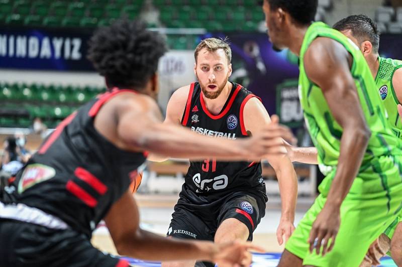 Z basketbalového utkání Ligy mistrů Bursa - Nymburk (93:96 pp)