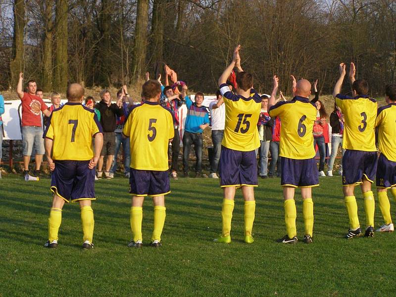 Ultras Městec v akci