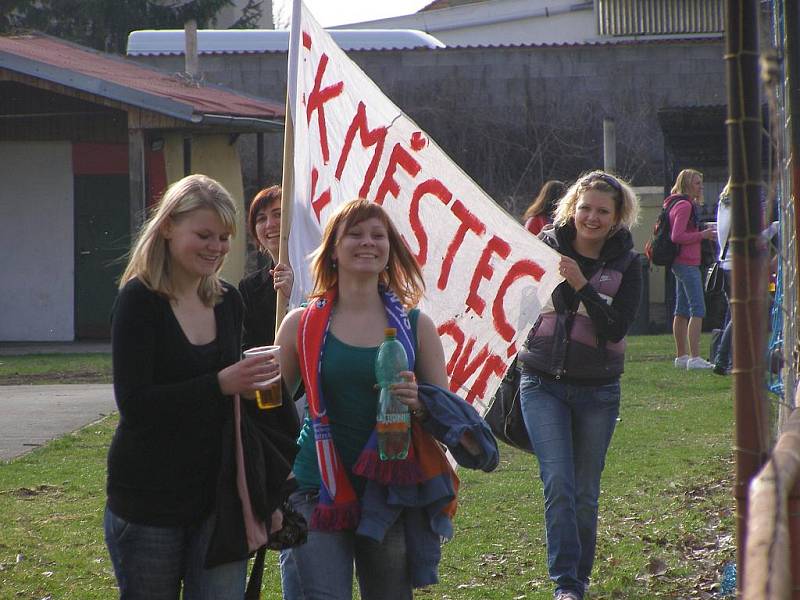 Ultras Městec v akci