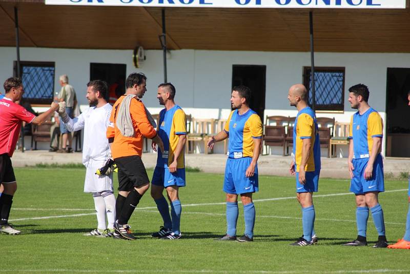 Z fotbalového utkání okresního přeboru Opočnice - Všejany (2:0)