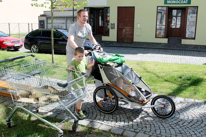 Kočárková jízda. Tak se v Nymburce jmenovala jedna z prvních veřejných akcí po uvolnění koronavirových opatření.