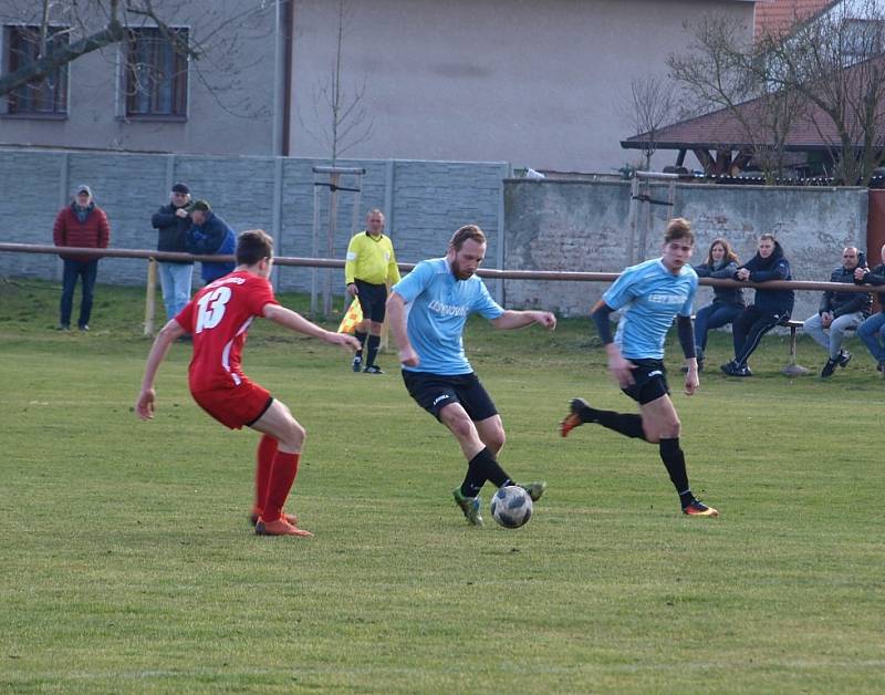 Z fotbalového utkání I.A třídy Sokoleč – Český Brod B 0:2