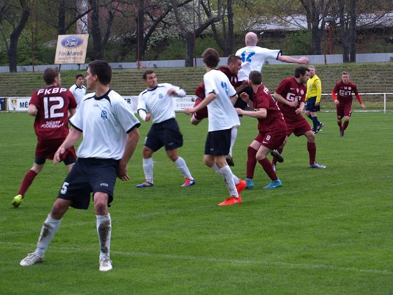 Fotbalisté poděbradské Bohemie prohráli doma s Čelákovicemi 0:2.