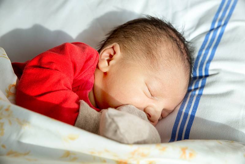 MILAN MIKO se narodil 24. listopadu 2018 v 16.57 hodin s délkou 47cm a váhou 3 310g. Maminka Lucie a tatínek Milan z Nymburka se na chlapečka předem těšili a doma na něho čeká sestřička Lucinka.