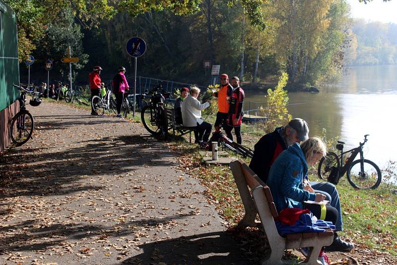 U restaurace Cidlina na soutoku řek si dala zastávku řada cyklovýletníků.