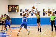 Z basketbalového utkání extraligy žákyň U14 Sadská - Strakonice (41:67)