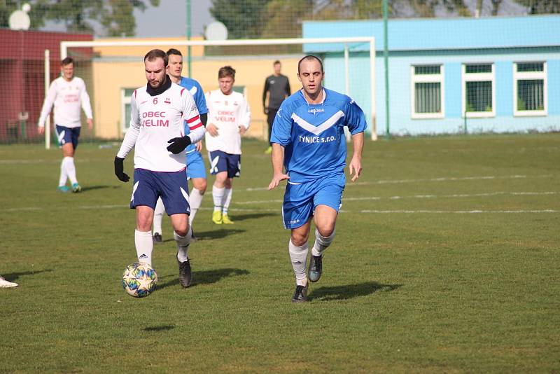 Z přípravného fotbalového utkání Velim - Poříčany (2:1)