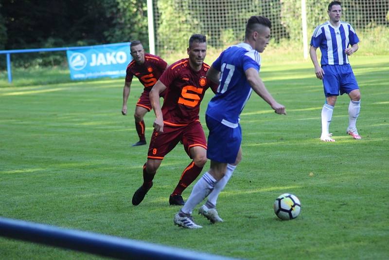 Z fotbalového utkání I.A třídy Slovan Poděbrady - Pšovka Mělník (4:1)