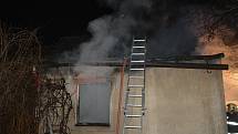 Požár domu v Jirnech způsobil téměř milionovou škodu.
