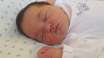IZABELA MACHÁČKOVÁ se narodila 19. dubna 2018 v 8.25 hodin s délkou 48 cm a váhou 3 560 g. Rodiče David a Kristýna už se na prvorozenou holčičku moc těšili. Rodinka bydlí ve Chvalovicích.