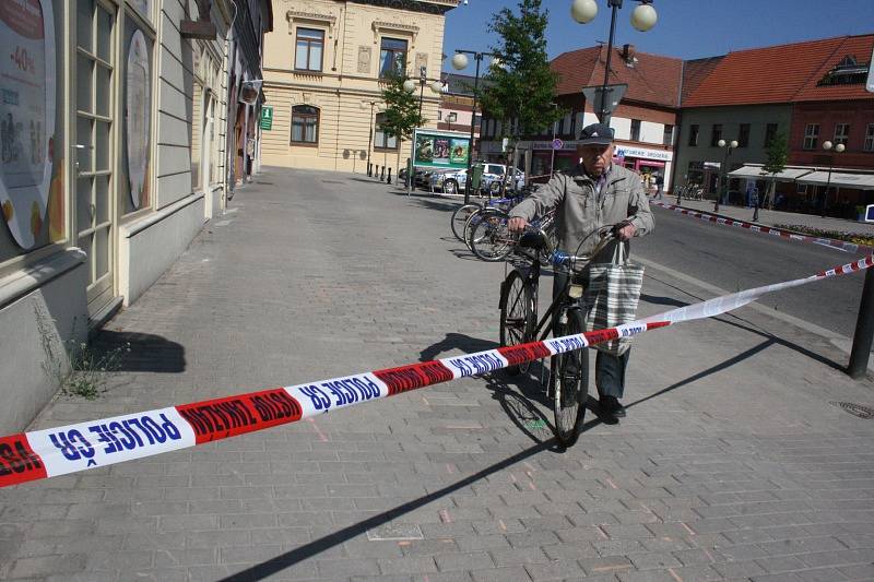Hrozba anonyma vyklidila radnici v Poděbradech