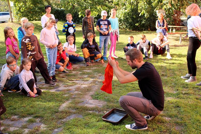 Ze zábavně vzdělávacího programu v Domě dětí a mládeže Symfonie v Poděbradech.