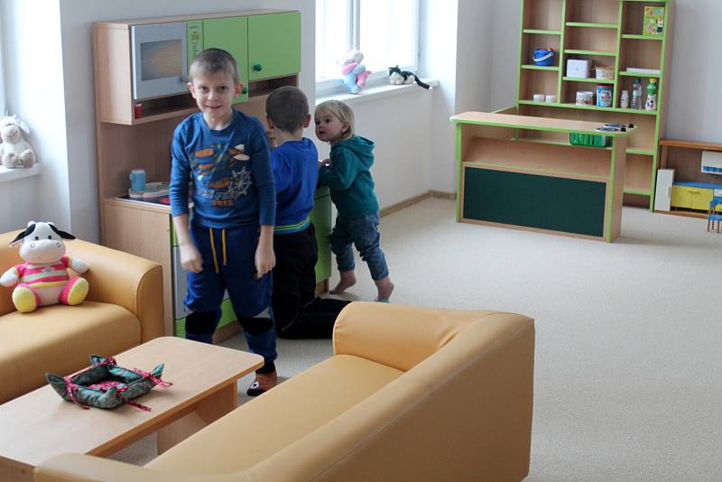 Nová školka v Jíkvi se nachází v prvním patře obecní budovy.