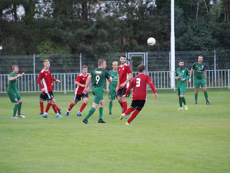 Z fotbalového utkání I.B třídy Ostrá - Semice (1:3)