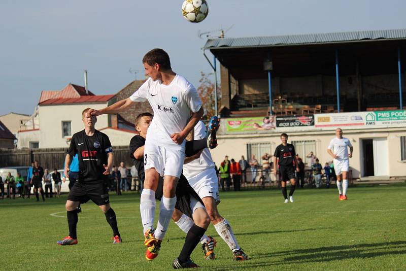 Z fotbalového utkání I.B třídy Libice - Stará Boleslav (5:0)