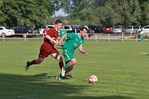 Z fotbalového utkání Postřižinského okresního přeboru Přerov nad Labem - Bohemia Poděbrady B (1:0)