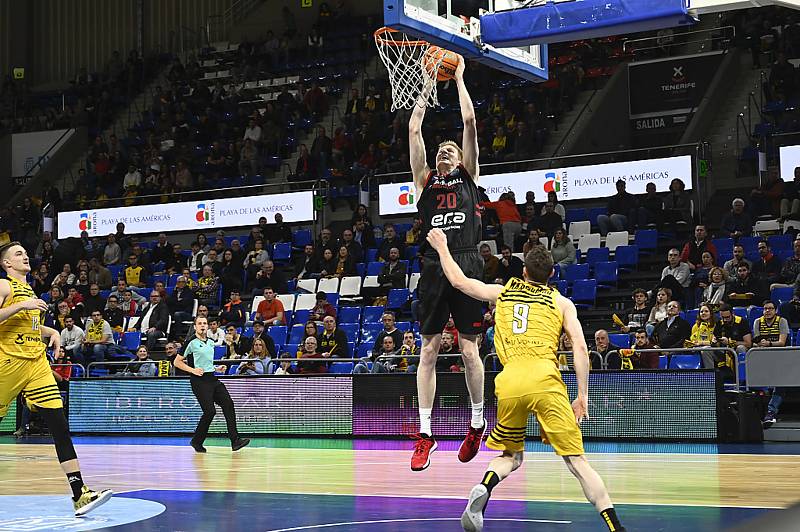 Z basketbalového utkání Ligy mistrů Tenerife - Nymburk (84:89).