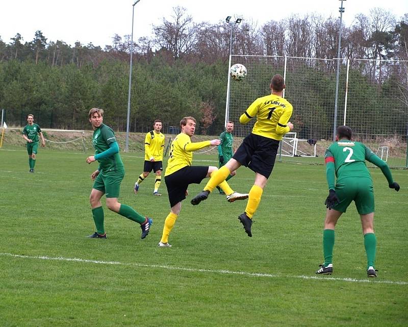 Z fotbalového utkání I.B třídy Semice - Liblice (0:1)