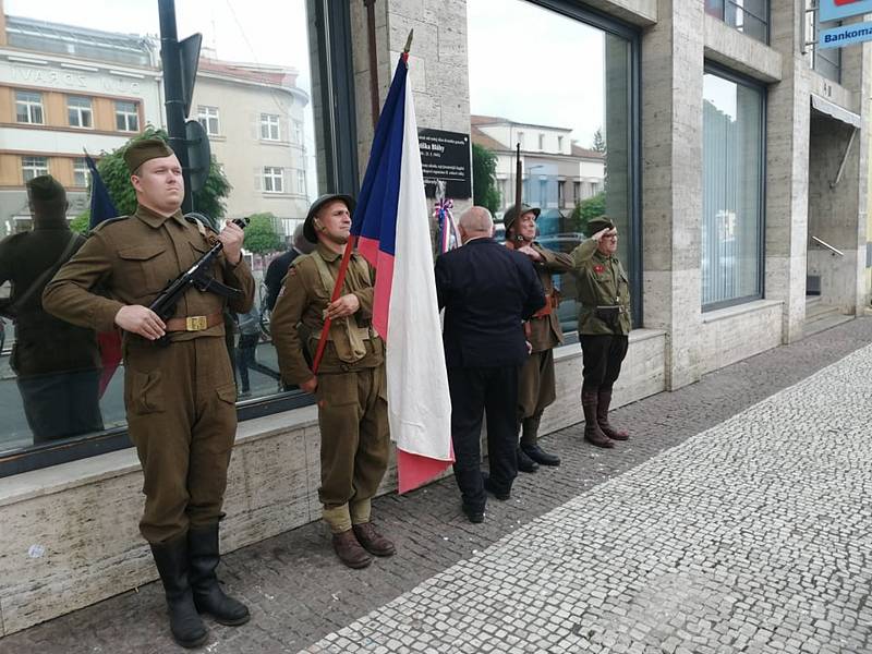 Z pietního aktu k výročí ukončení druhé světové války.