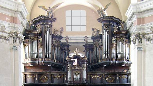 Barokní varhany v kostele sv. Jana Křtitele v Lysé nad Labem.