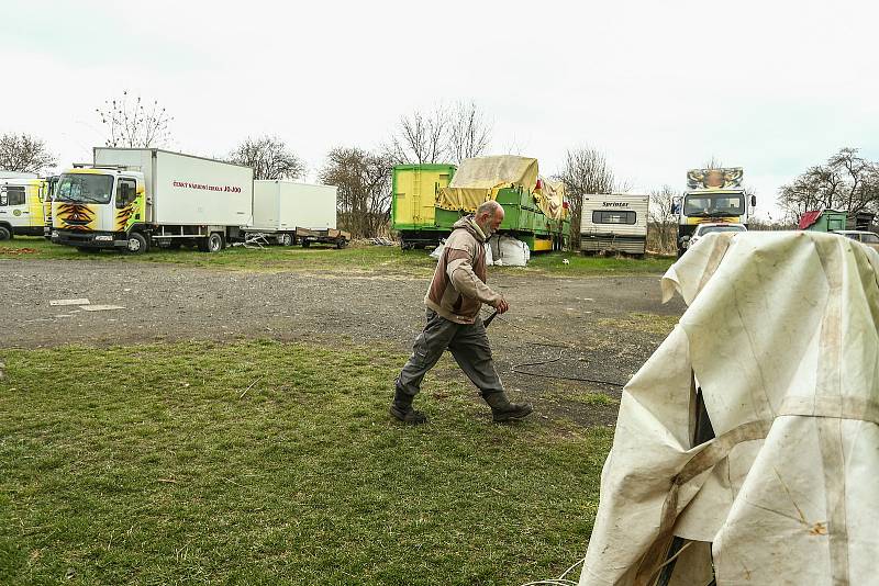 Letos na jaře při návštěvě Cirkusu Jo - Joo v jeho zimovišti ve Zbožíčku.