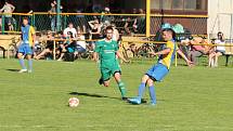 Z fotbalového utkání okresního přeboru Přerov nad Labem - Všejany (3:2)